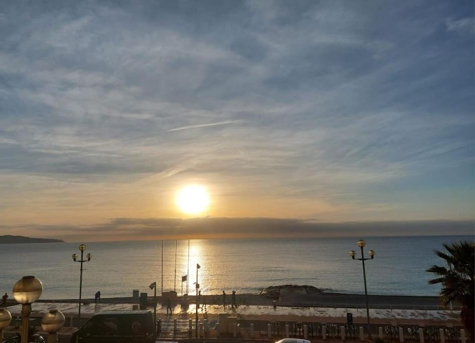 Nice Promenade Des Anglais Vue Mer Ngoại thất bức ảnh